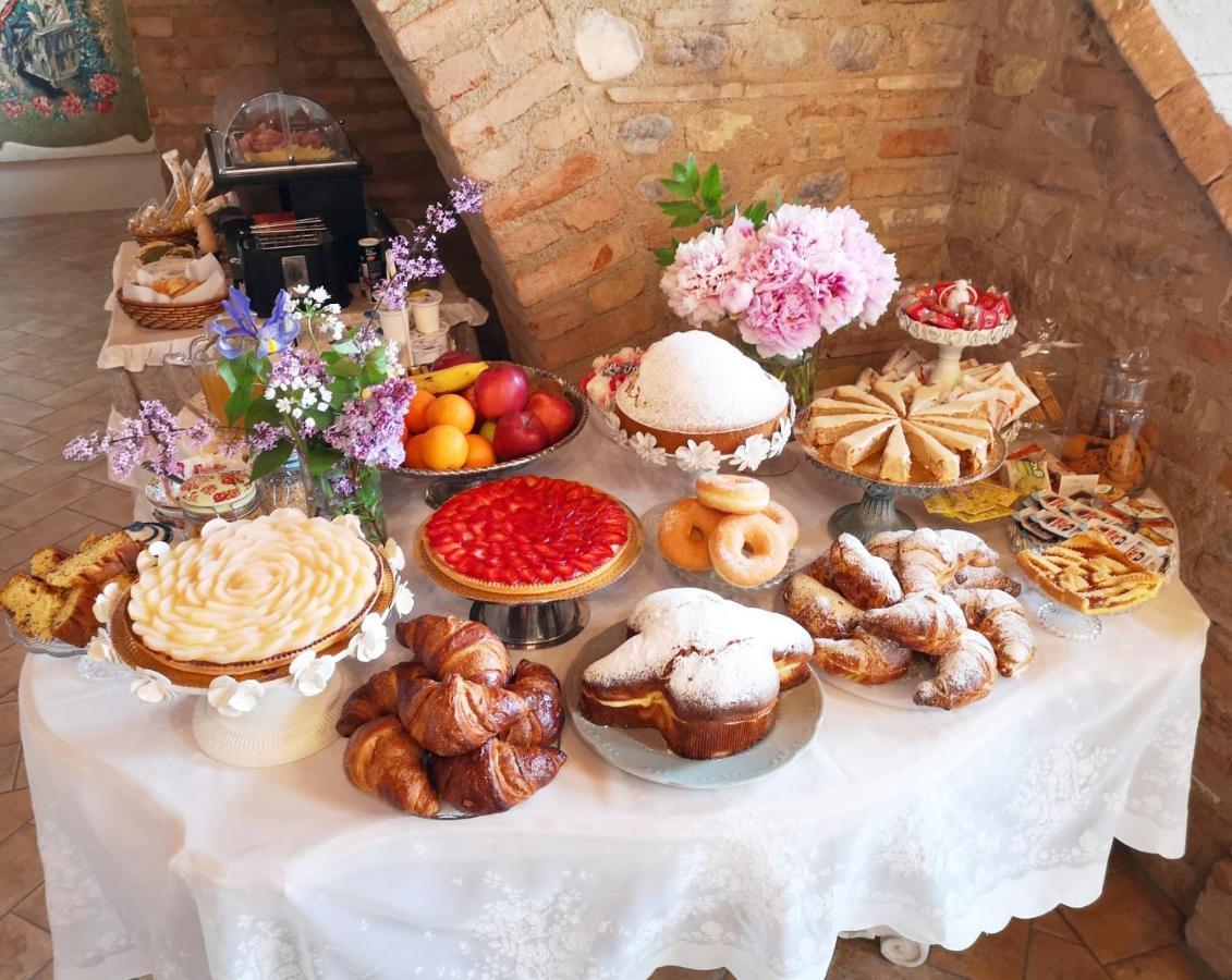 Agriturismo Le Fontanelle Da Valente Монтикири Екстериор снимка