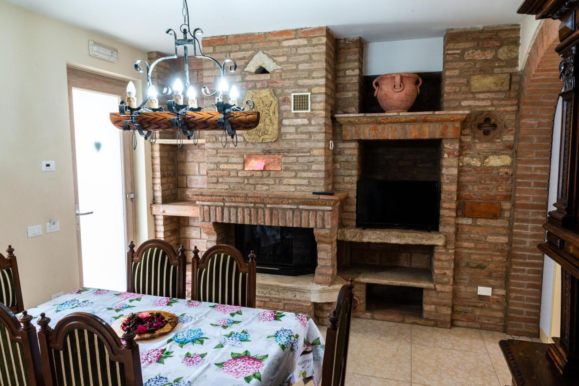 Agriturismo Le Fontanelle Da Valente Монтикири Стая снимка